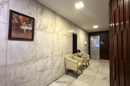 Apartamento à venda com 165m², 3 quartos e 1 vagaEntrada