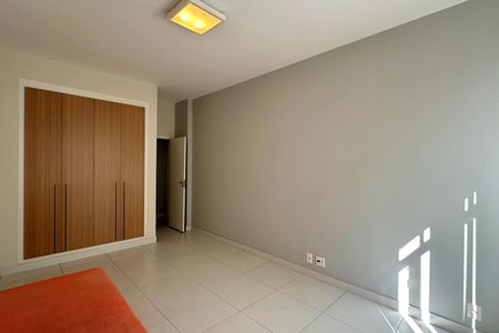 Apartamento à venda com 165m², 3 quartos e 1 vagaQuarto 1