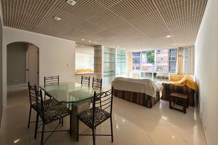 Sala de apartamento à venda com 3 quartos, 165m² em Copacabana, Rio de Janeiro