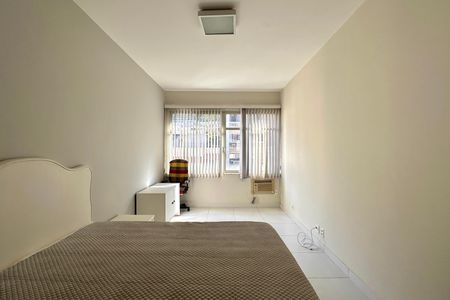 Apartamento à venda com 165m², 3 quartos e 1 vagaQuarto 2