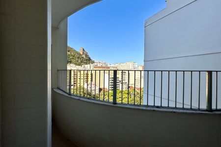 Apartamento à venda com 165m², 3 quartos e 1 vagaÁrea de Serviço