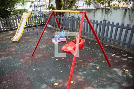 Apartamento à venda com 58m², 2 quartos e 1 vaga Apartamento à venda com 58m², 2 quartos e 1 vagaÁrea comum - Playground