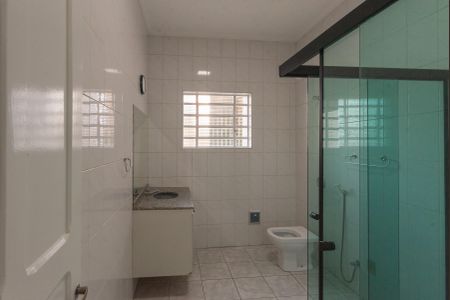 Casa à venda com 380m², 3 quartos e 2 vagas Casa à venda com 380m², 3 quartos e 2 vagasBanheiro Suíte