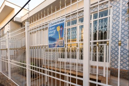 Casa à venda com 380m², 3 quartos e 2 vagas Casa à venda com 380m², 3 quartos e 2 vagasPlaca