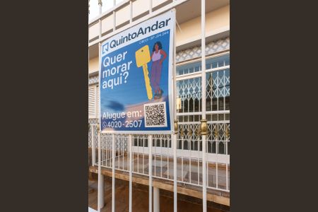 Casa à venda com 380m², 3 quartos e 2 vagas Casa à venda com 380m², 3 quartos e 2 vagasPlaca