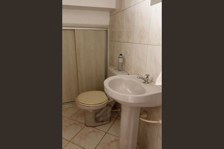 Casa à venda com 215m², 3 quartos e 4 vagas Casa à venda com 215m², 3 quartos e 4 vagasLavabo