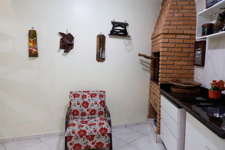 Casa à venda com 215m², 3 quartos e 4 vagas Casa à venda com 215m², 3 quartos e 4 vagasÁrea comum