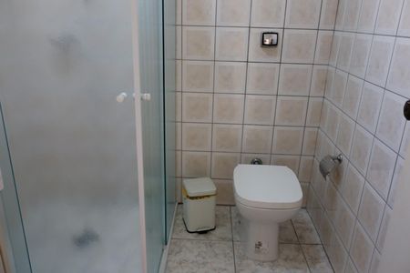 Casa à venda com 215m², 3 quartos e 4 vagas Casa à venda com 215m², 3 quartos e 4 vagasBanheiro Social