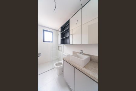 Apartamento à venda com 79m², 2 quartos e 2 vagasBanheiro da Suíte 2