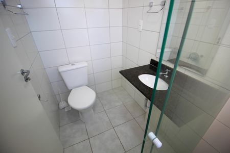 Apartamento para alugar com 57m², 2 quartos e 1 vaga Apartamento para alugar com 57m², 2 quartos e 1 vagaBanheiro da Suíte