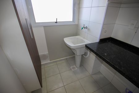 Apartamento para alugar com 57m², 2 quartos e 1 vaga Apartamento para alugar com 57m², 2 quartos e 1 vagaÁrea de Serviço