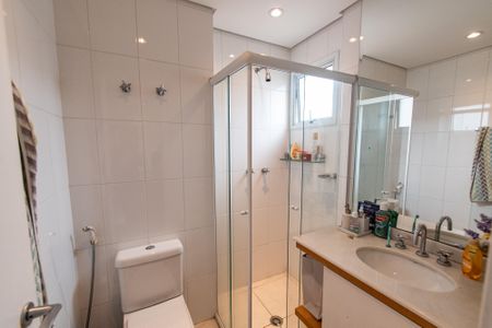 Apartamento à venda com 171m², 3 quartos e 4 vagas Apartamento à venda com 171m², 3 quartos e 4 vagasBanheiro da suíte 1