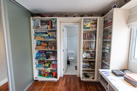 Apartamento à venda com 171m², 3 quartos e 4 vagas Apartamento à venda com 171m², 3 quartos e 4 vagasSuíte 1