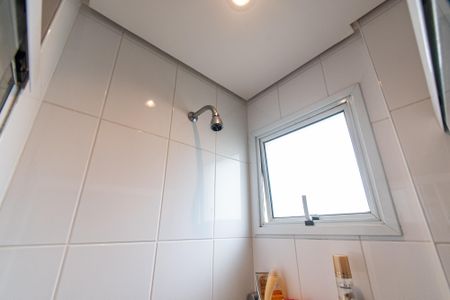 Apartamento à venda com 171m², 3 quartos e 4 vagas Apartamento à venda com 171m², 3 quartos e 4 vagasBanheiro da suíte 1