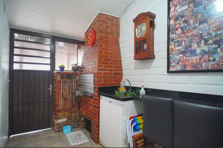 Casa de condomínio à venda com 90m², 2 quartos e 2 vagasEspaço Gourmet