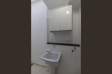 Casa de condomínio à venda com 84m², 3 quartos e 1 vagaÁrea de Serviço