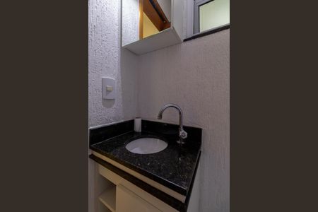 Casa de condomínio à venda com 84m², 3 quartos e 1 vagaLavabo