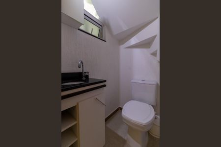 Casa de condomínio à venda com 84m², 3 quartos e 1 vagaLavabo