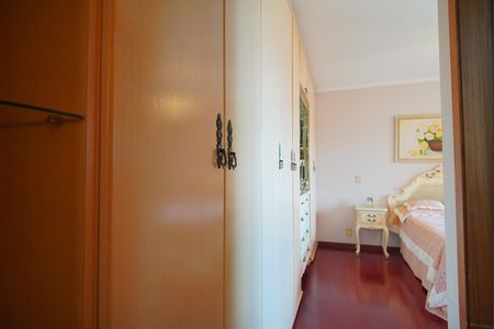 Apartamento à venda com 164m², 3 quartos e 2 vagas Apartamento à venda com 164m², 3 quartos e 2 vagasQuarto suíte