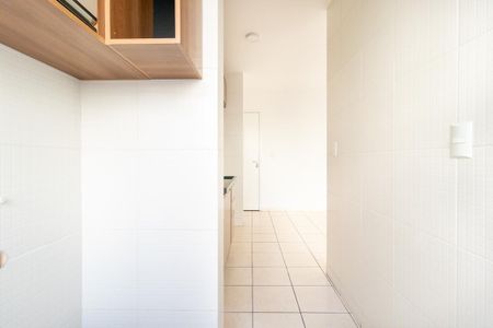 Apartamento para alugar com 44m², 2 quartos e 1 vaga Apartamento para alugar com 44m², 2 quartos e 1 vagaCozinha e Área de Serviço