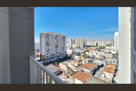 Apartamento para alugar com 37m², 2 quartos e sem vaga Apartamento para alugar com 37m², 2 quartos e sem vagaVaranda