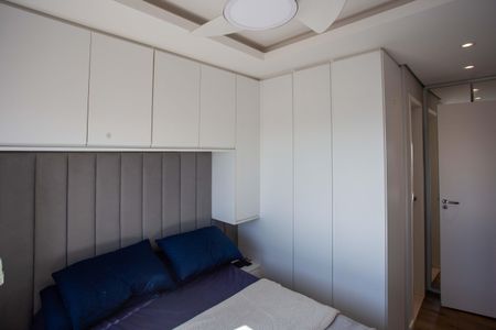 Apartamento à venda com 61m², 2 quartos e 2 vagas Suíte