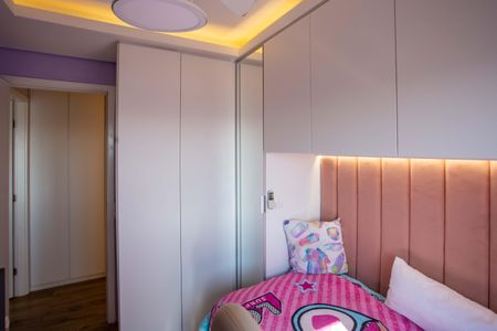 Apartamento à venda com 61m², 2 quartos e 2 vagasQuarto 