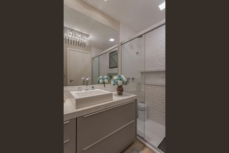 Apartamento à venda com 209m², 3 quartos e 3 vagasBanheiro 1