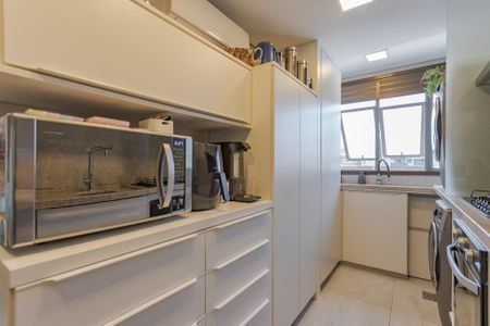 Apartamento à venda com 209m², 3 quartos e 3 vagasCozinha e Área de Serviço