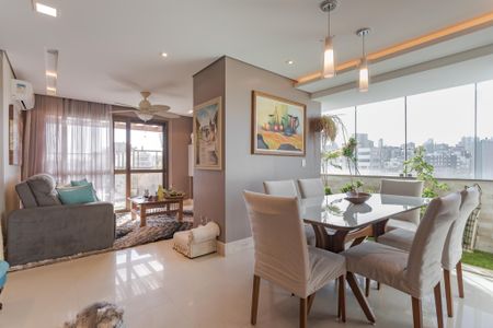 Apartamento à venda com 209m², 3 quartos e 3 vagasEspaço Gourmet