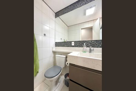 Apartamento à venda com 50m², 2 quartos e 1 vaga Apartamento à venda com 50m², 2 quartos e 1 vagaBanheiro Social