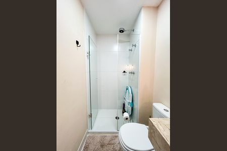 Apartamento à venda com 66m², 2 quartos e 2 vagas Apartamento à venda com 66m², 2 quartos e 2 vagasBanheiro