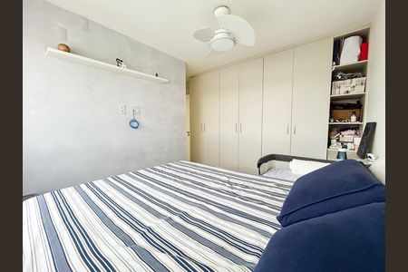 Apartamento à venda com 66m², 2 quartos e 2 vagas Apartamento à venda com 66m², 2 quartos e 2 vagasSuíte