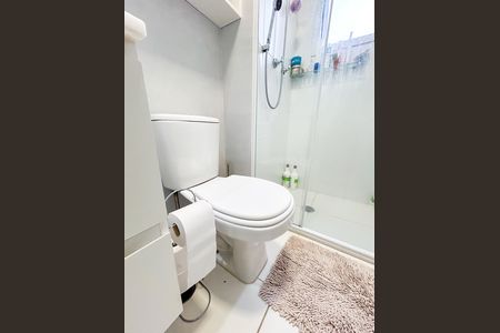 Apartamento à venda com 66m², 2 quartos e 2 vagas Apartamento à venda com 66m², 2 quartos e 2 vagasBanheiro da Suíte