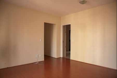 Apartamento à venda com 96m², 3 quartos e 2 vagasSala