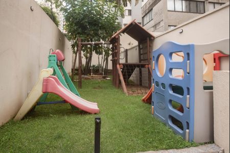 Apartamento à venda com 96m², 3 quartos e 2 vagasÁrea comum - Playground