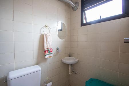 Apartamento à venda com 180m², 3 quartos e 3 vagasBanheiro de serviço