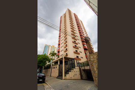 Apartamento à venda com 180m², 3 quartos e 3 vagasFachada