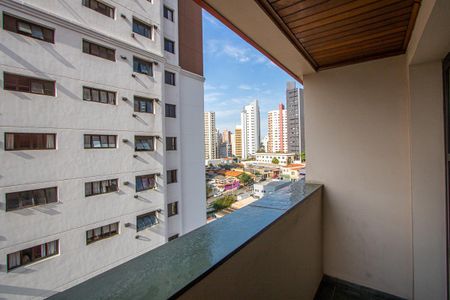 Apartamento à venda com 180m², 3 quartos e 3 vagasVaranda da sala