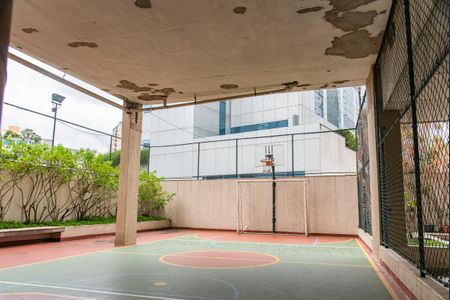 Studio à venda com 30m², 1 quarto e sem vaga Studio à venda com 30m², 1 quarto e sem vagaQuadra esportiva