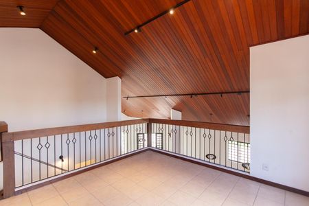 Casa à venda com 600m², 3 quartos e 5 vagasSala 3