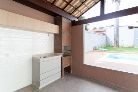 Casa à venda com 600m², 3 quartos e 5 vagasEspaço Gourmet