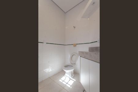 Casa à venda com 600m², 3 quartos e 5 vagasBanheiro da Suíte 2