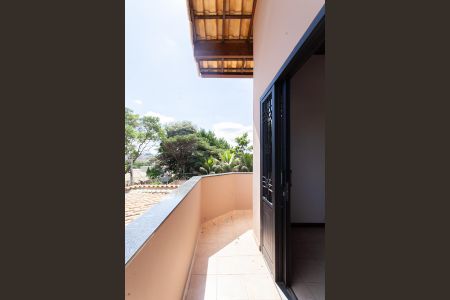 Casa à venda com 600m², 3 quartos e 5 vagasVaranda da Sala 3