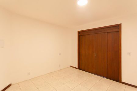 Casa à venda com 600m², 3 quartos e 5 vagasSala 2