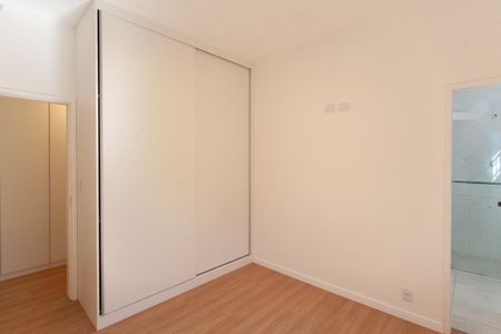 Casa à venda com 600m², 3 quartos e 5 vagasSuíte 2