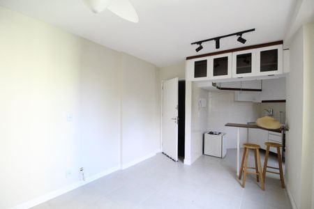 Apartamento à venda com 47m², 2 quartos e 1 vagaSala