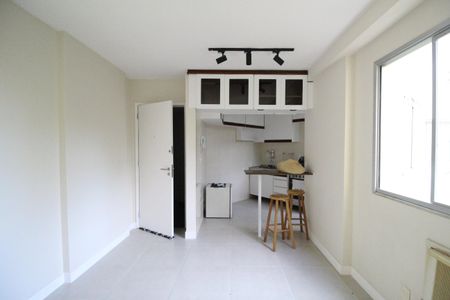 Apartamento à venda com 47m², 2 quartos e 1 vagaSala