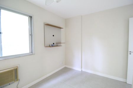 Apartamento à venda com 47m², 2 quartos e 1 vagaQuarto 2