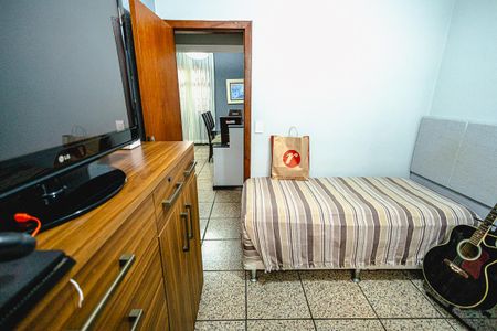 Casa para alugar com 315m², 4 quartos e 6 vagas Casa para alugar com 315m², 4 quartos e 6 vagasQuarto 2